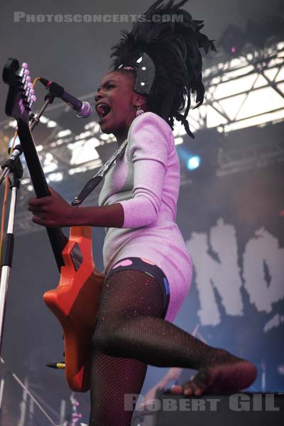 NOISETTES - 2007-08-24 - SAINT CLOUD - Domaine National - Scene de l'Industrie - 